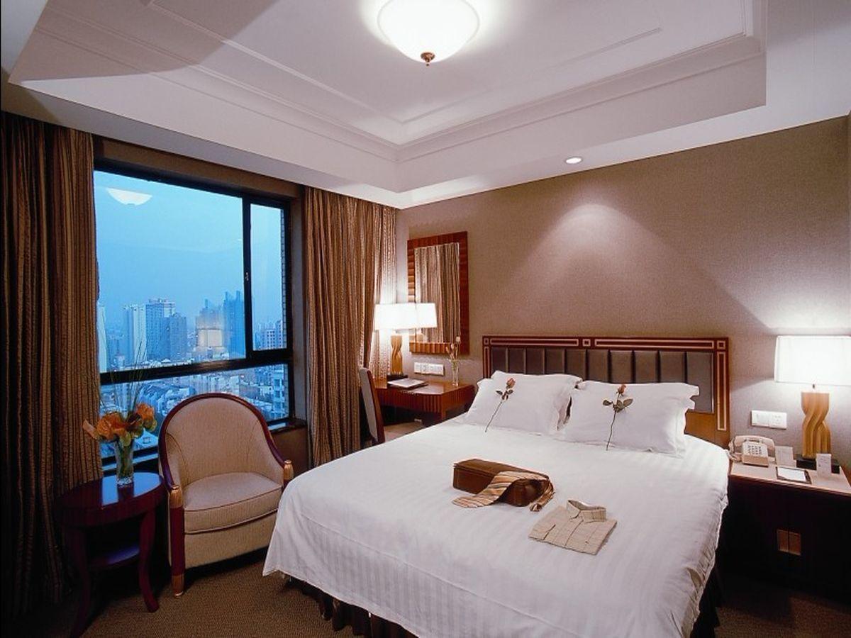 Shanghai Everbright International Hotel Bagian luar foto